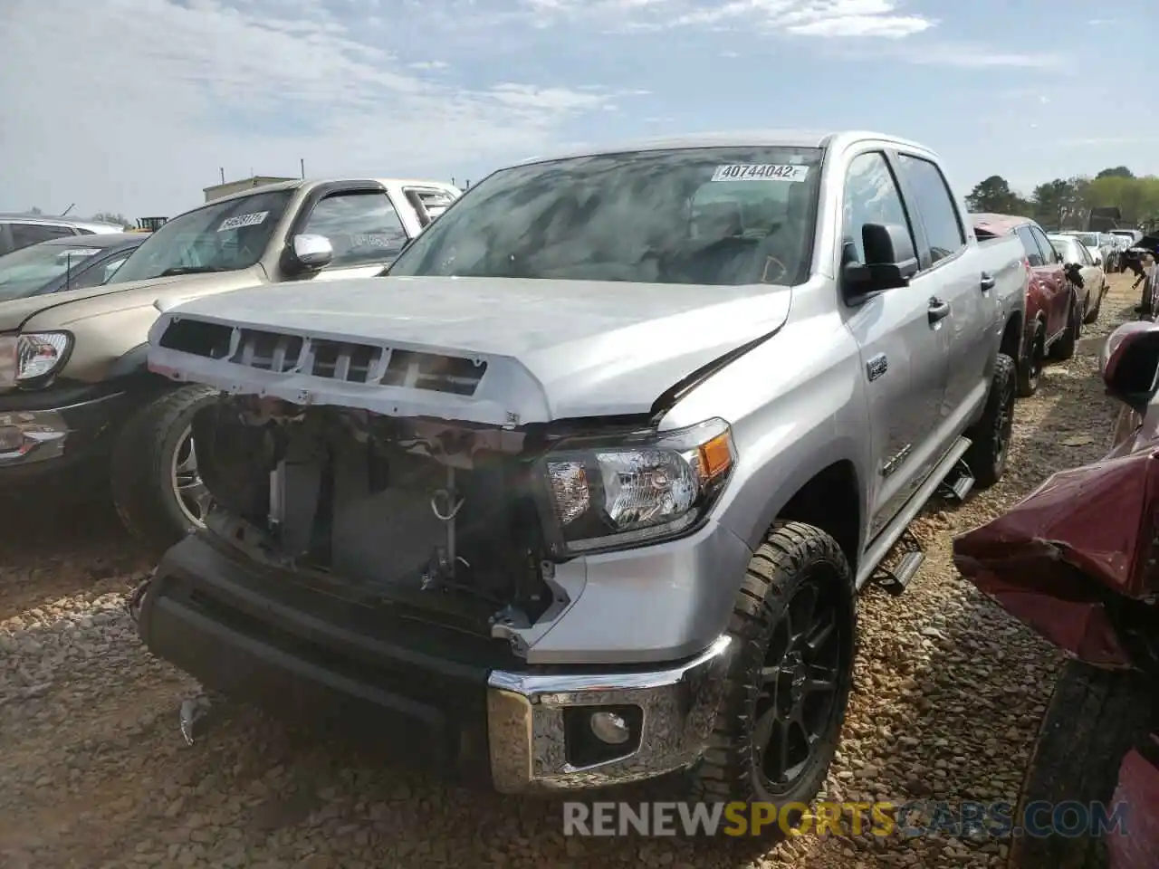 2 Photograph of a damaged car 5TFEY5F10LX270367 TOYOTA TUNDRA 2020