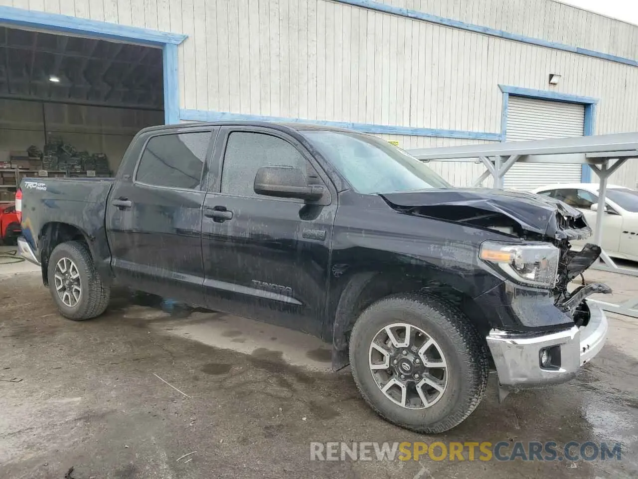 4 Photograph of a damaged car 5TFEY5F11LX260902 TOYOTA TUNDRA 2020