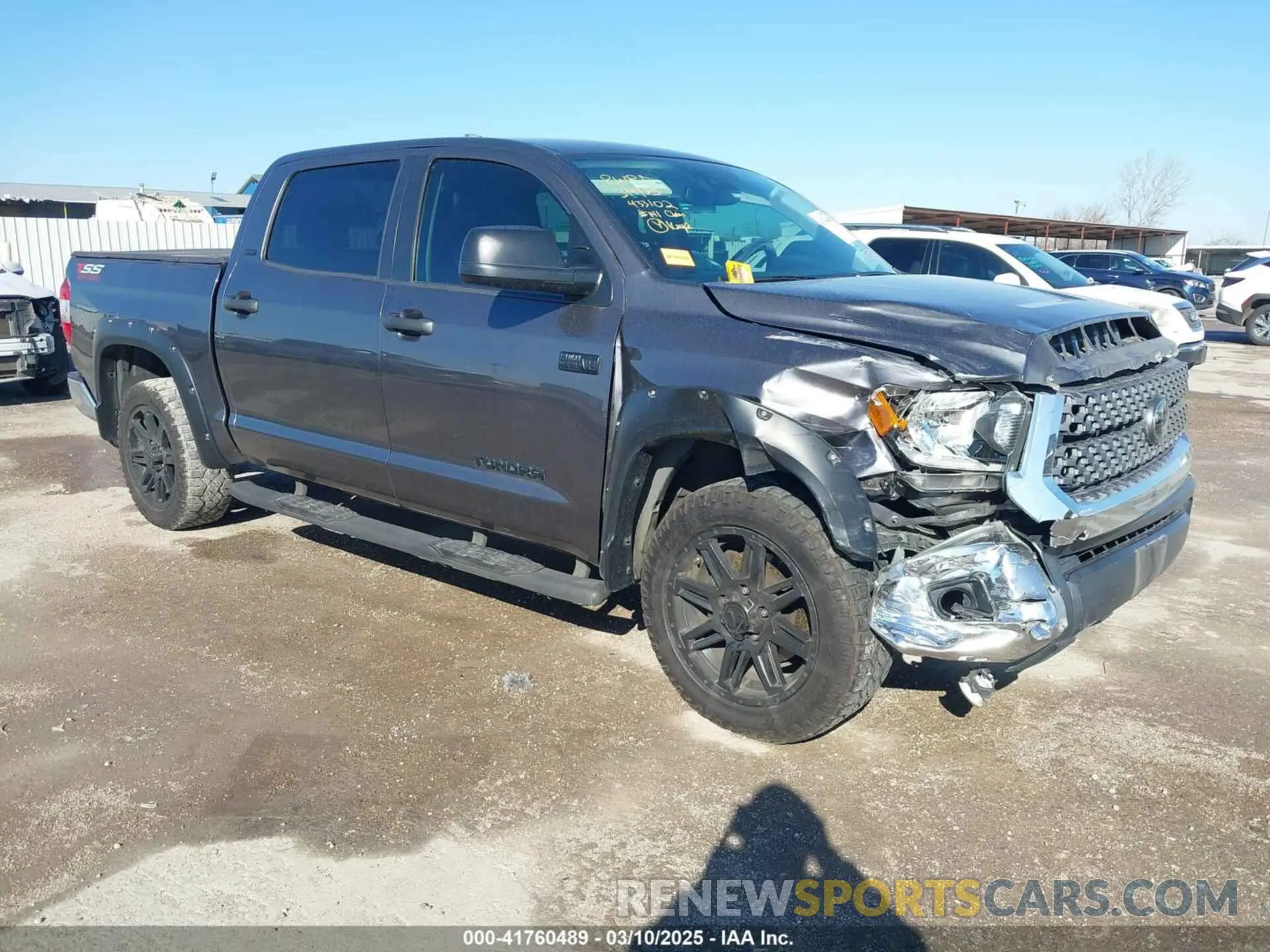 1 Photograph of a damaged car 5TFEY5F12LX259046 TOYOTA TUNDRA 2020