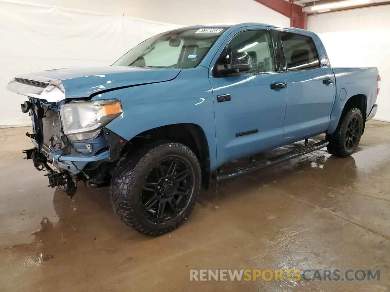 1 Photograph of a damaged car 5TFEY5F12LX260648 TOYOTA TUNDRA 2020