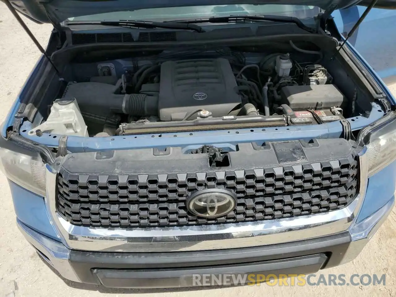 11 Photograph of a damaged car 5TFEY5F12LX266983 TOYOTA TUNDRA 2020