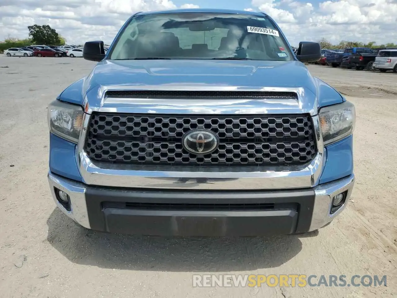 5 Photograph of a damaged car 5TFEY5F12LX266983 TOYOTA TUNDRA 2020