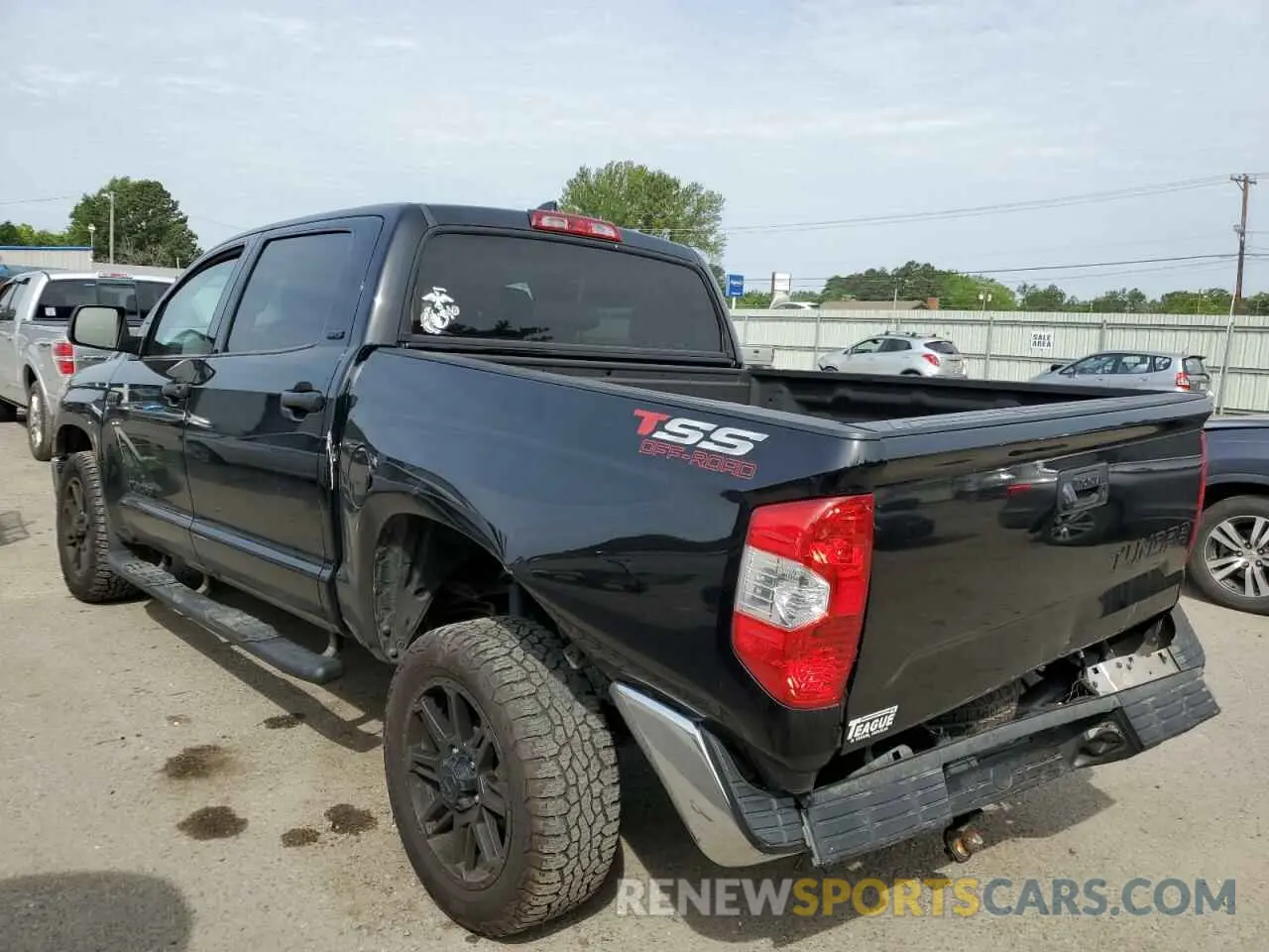 2 Photograph of a damaged car 5TFEY5F13LX261128 TOYOTA TUNDRA 2020
