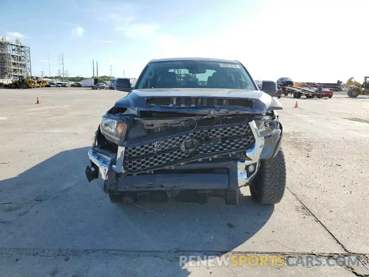 9 Photograph of a damaged car 5TFEY5F13LX269827 TOYOTA TUNDRA 2020