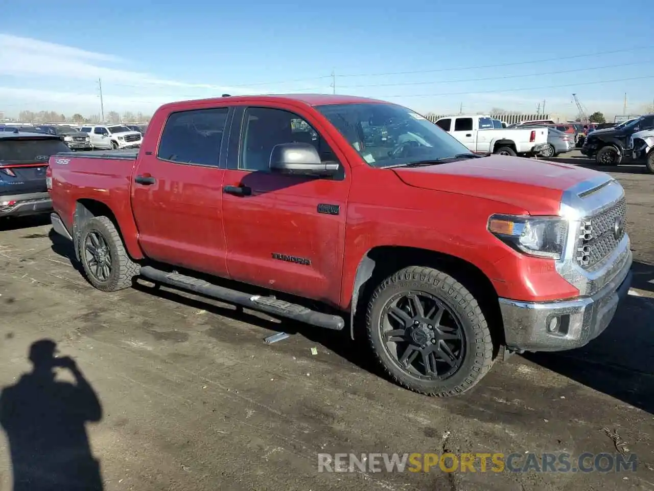 4 Photograph of a damaged car 5TFEY5F14LX270310 TOYOTA TUNDRA 2020