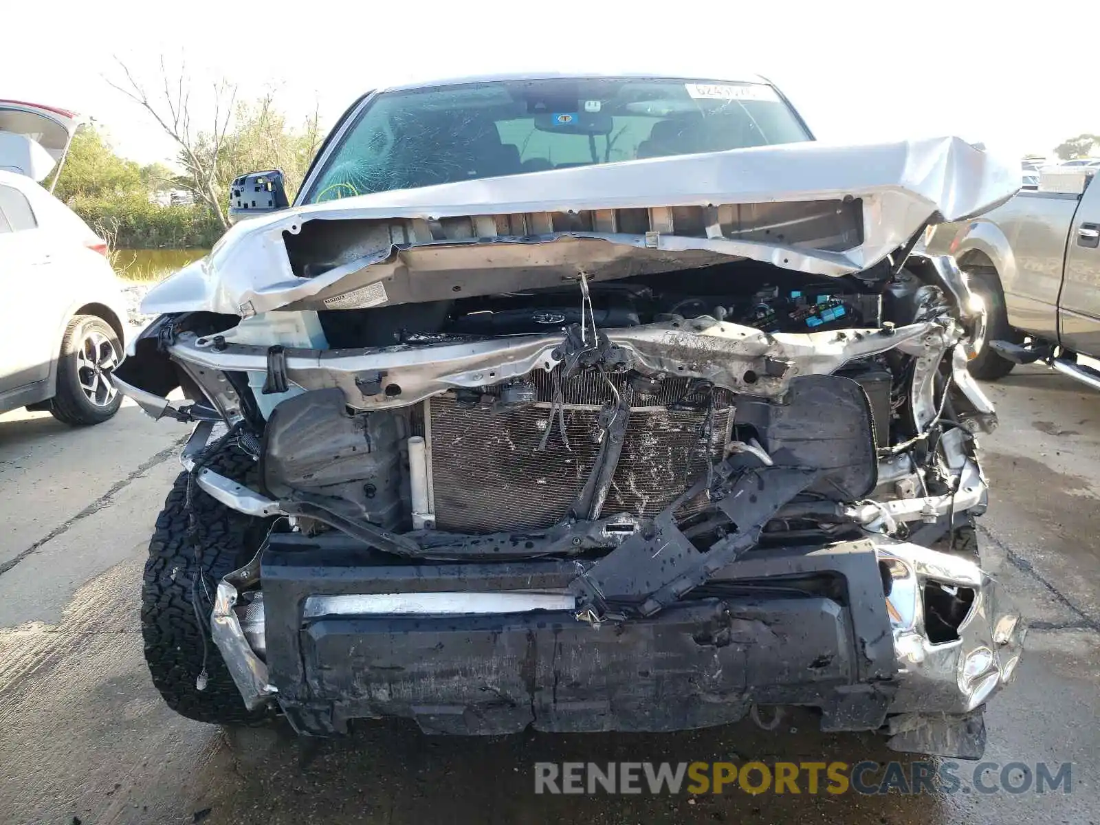 9 Photograph of a damaged car 5TFEY5F16LX258322 TOYOTA TUNDRA 2020