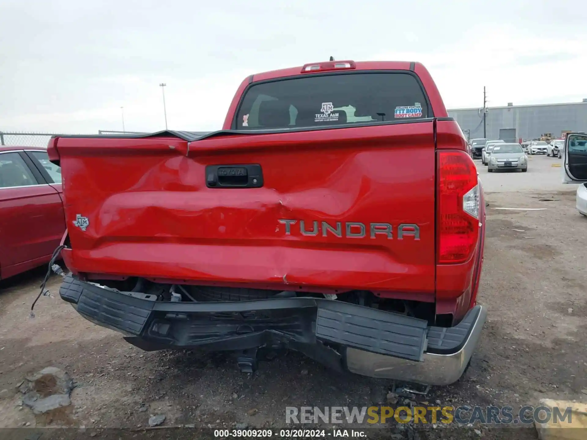 6 Photograph of a damaged car 5TFFY5F10LX265982 TOYOTA TUNDRA 2020