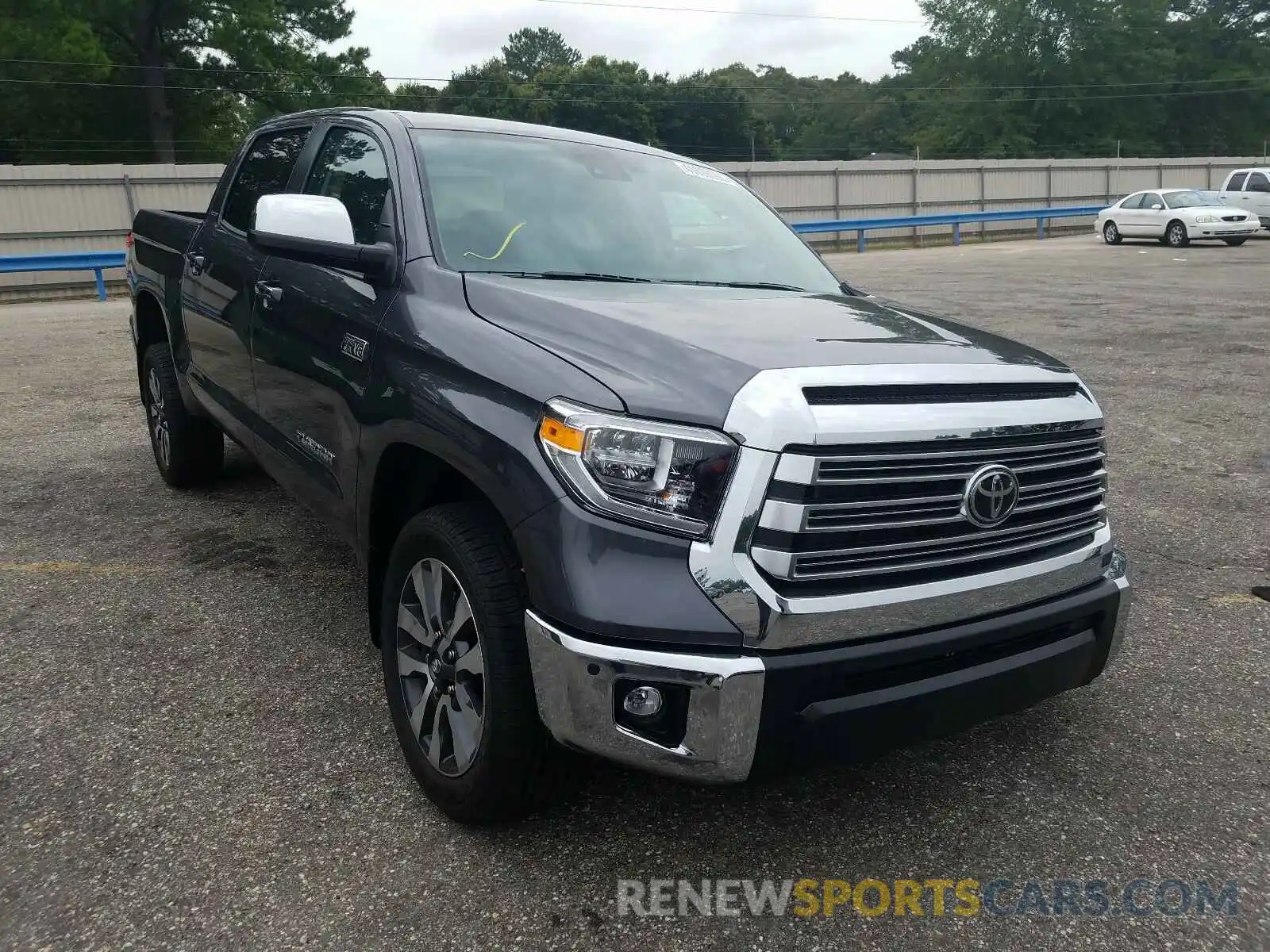 1 Photograph of a damaged car 5TFFY5F10LX266808 TOYOTA TUNDRA 2020