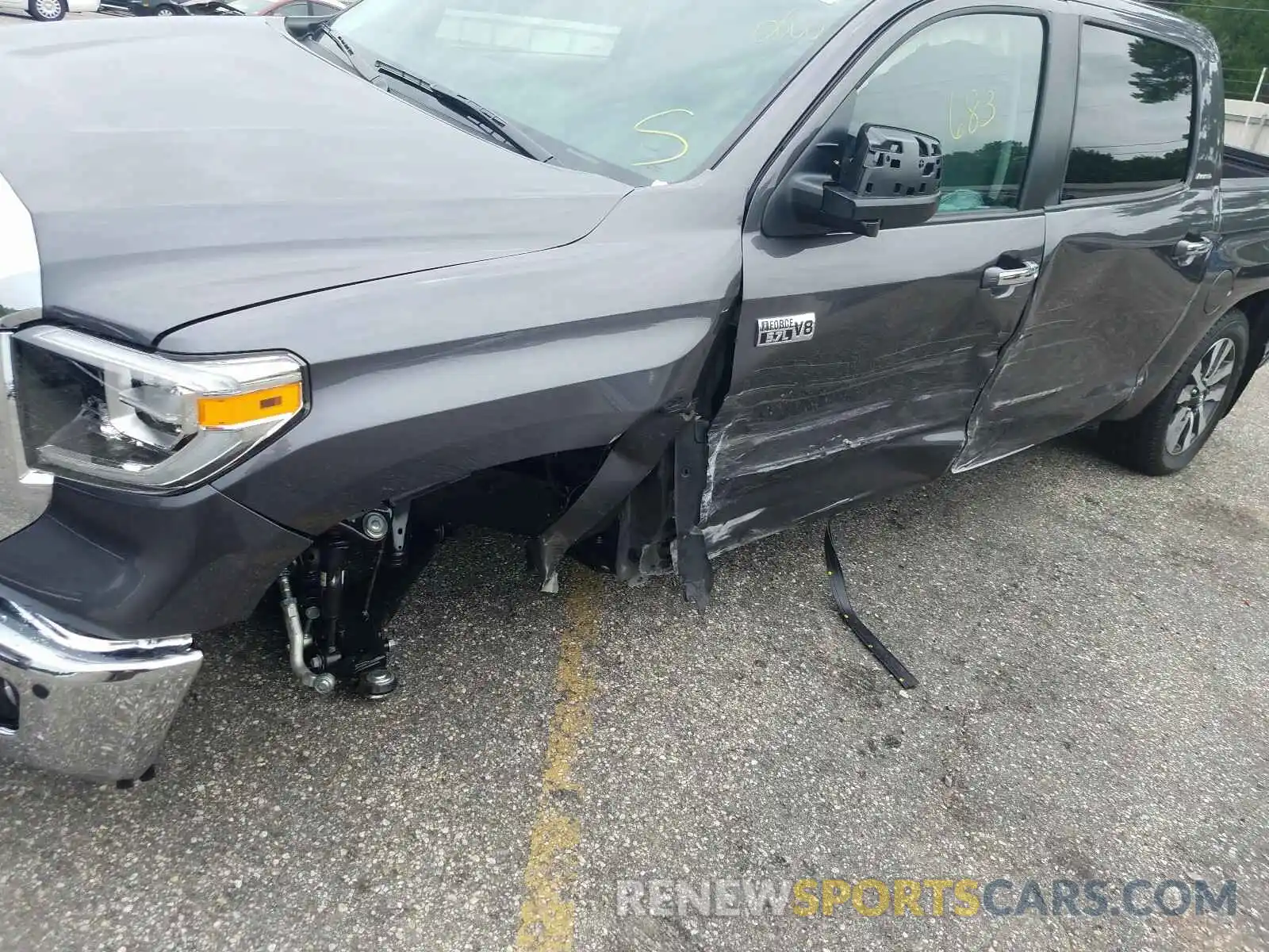 9 Photograph of a damaged car 5TFFY5F10LX266808 TOYOTA TUNDRA 2020