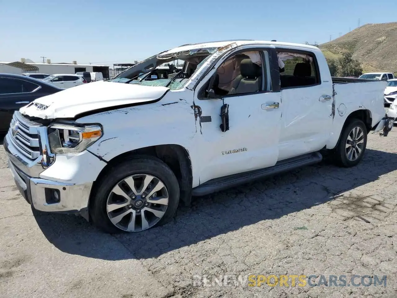 1 Photograph of a damaged car 5TFFY5F13LX262025 TOYOTA TUNDRA 2020