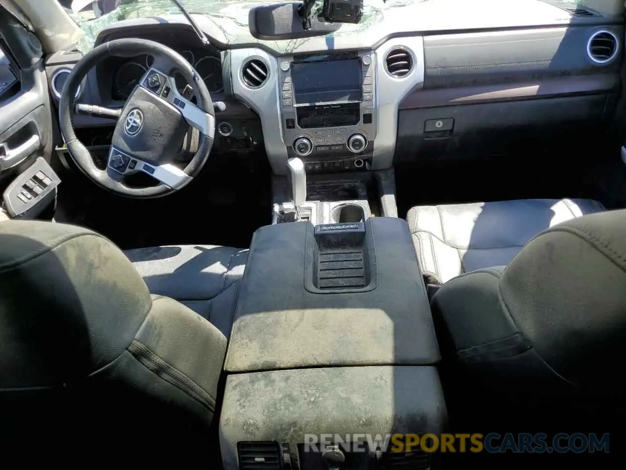 8 Photograph of a damaged car 5TFFY5F13LX262025 TOYOTA TUNDRA 2020