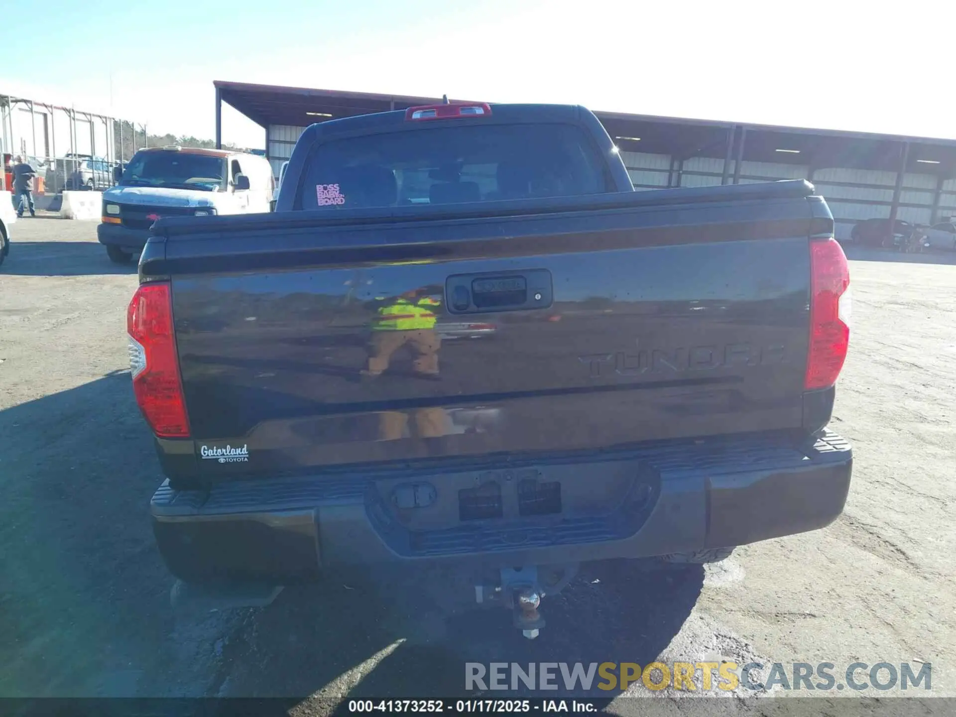 16 Photograph of a damaged car 5TFFY5F1XLX256495 TOYOTA TUNDRA 2020