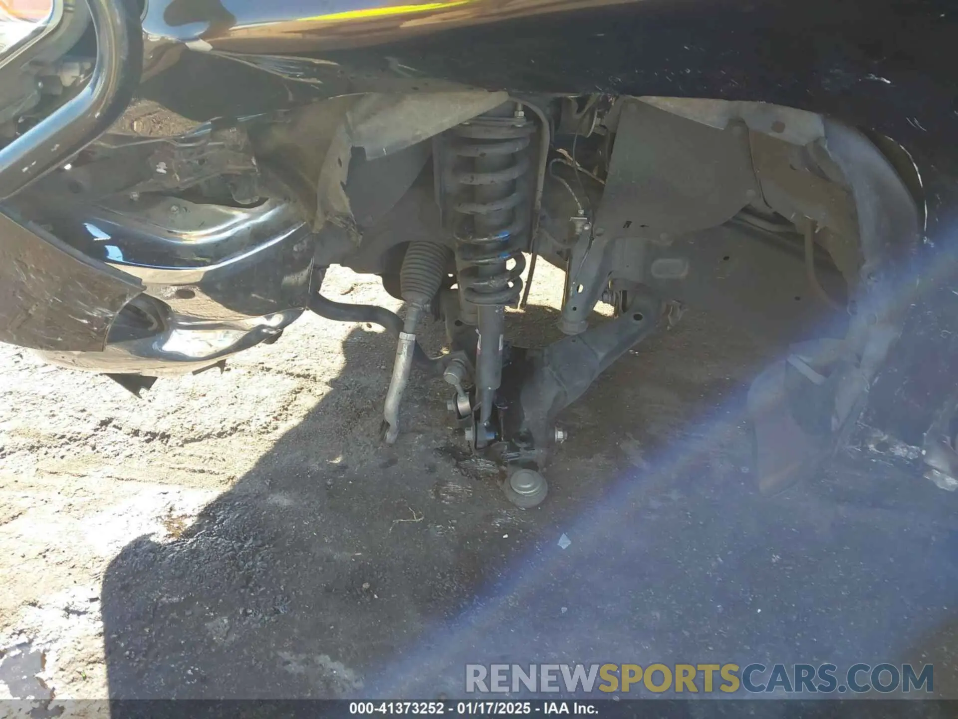 6 Photograph of a damaged car 5TFFY5F1XLX256495 TOYOTA TUNDRA 2020