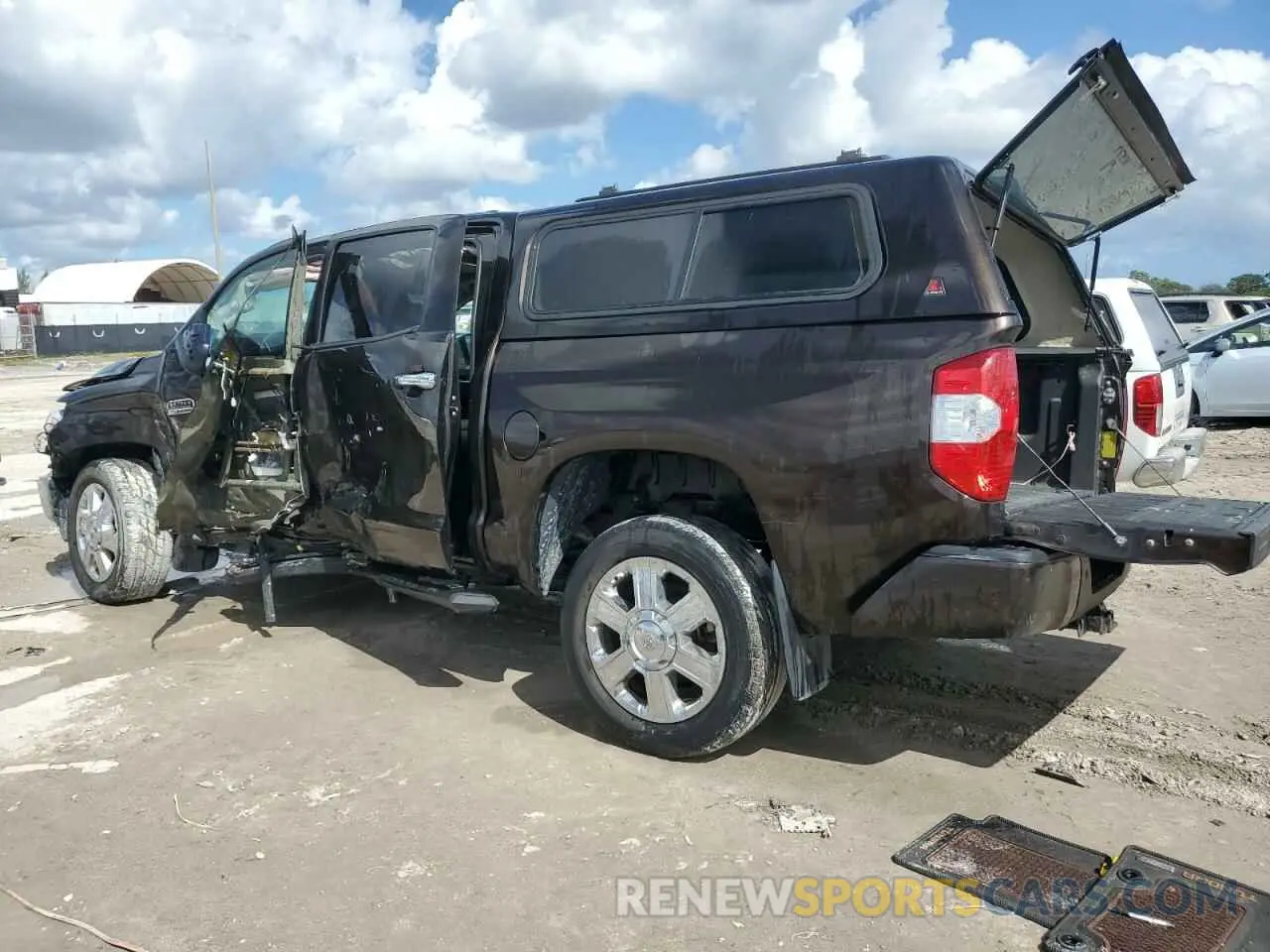 2 Photograph of a damaged car 5TFGY5F15LX270602 TOYOTA TUNDRA 2020