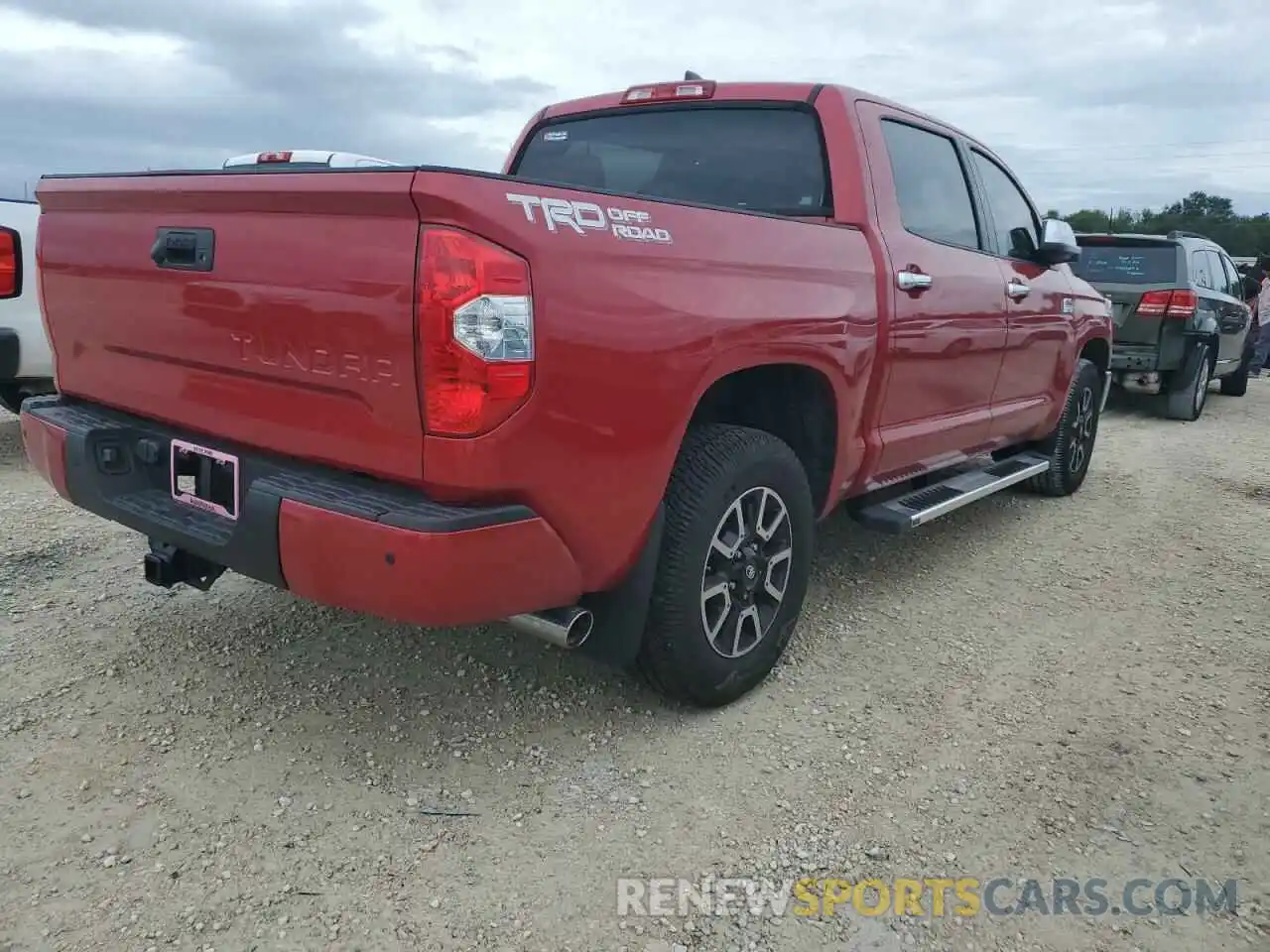 3 Photograph of a damaged car 5TFGY5F17LX257785 TOYOTA TUNDRA 2020