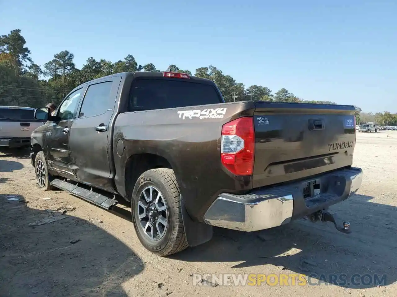 3 Photograph of a damaged car 5TFHY5F11LX871350 TOYOTA TUNDRA 2020