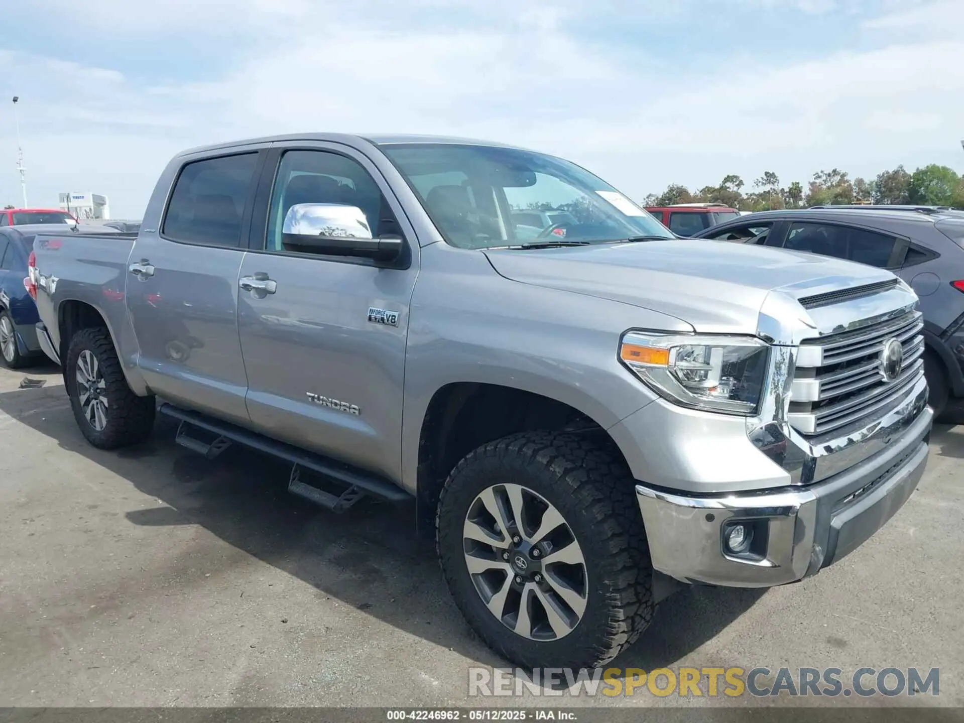 1 Photograph of a damaged car 5TFHY5F11LX904315 TOYOTA TUNDRA 2020