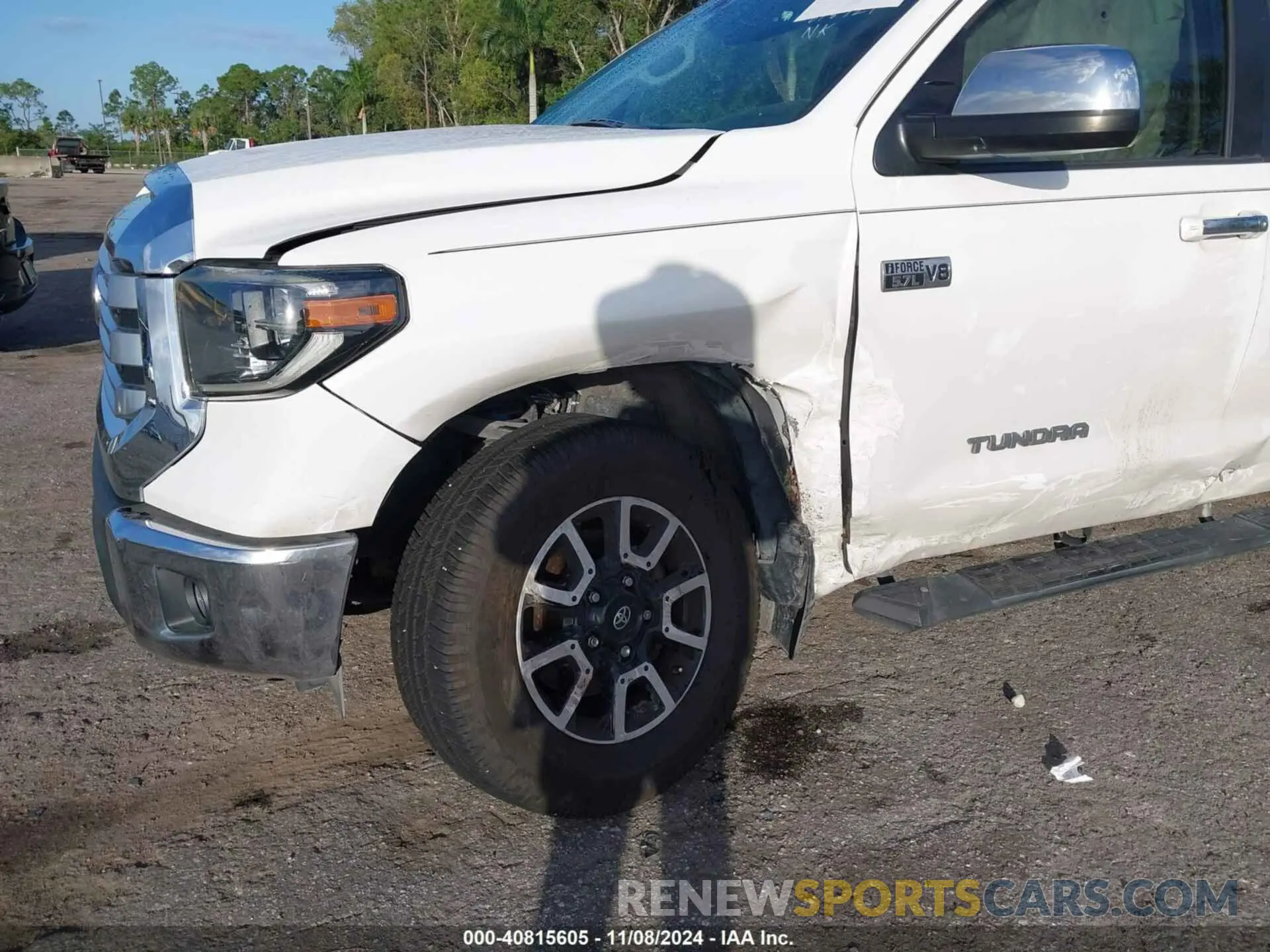 6 Photograph of a damaged car 5TFHY5F12LX878727 TOYOTA TUNDRA 2020