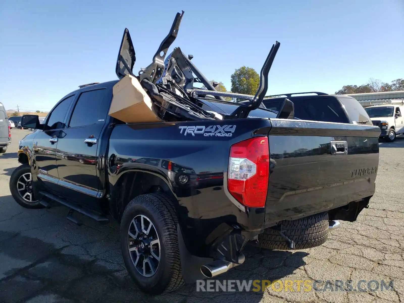 3 Photograph of a damaged car 5TFHY5F12LX940451 TOYOTA TUNDRA 2020