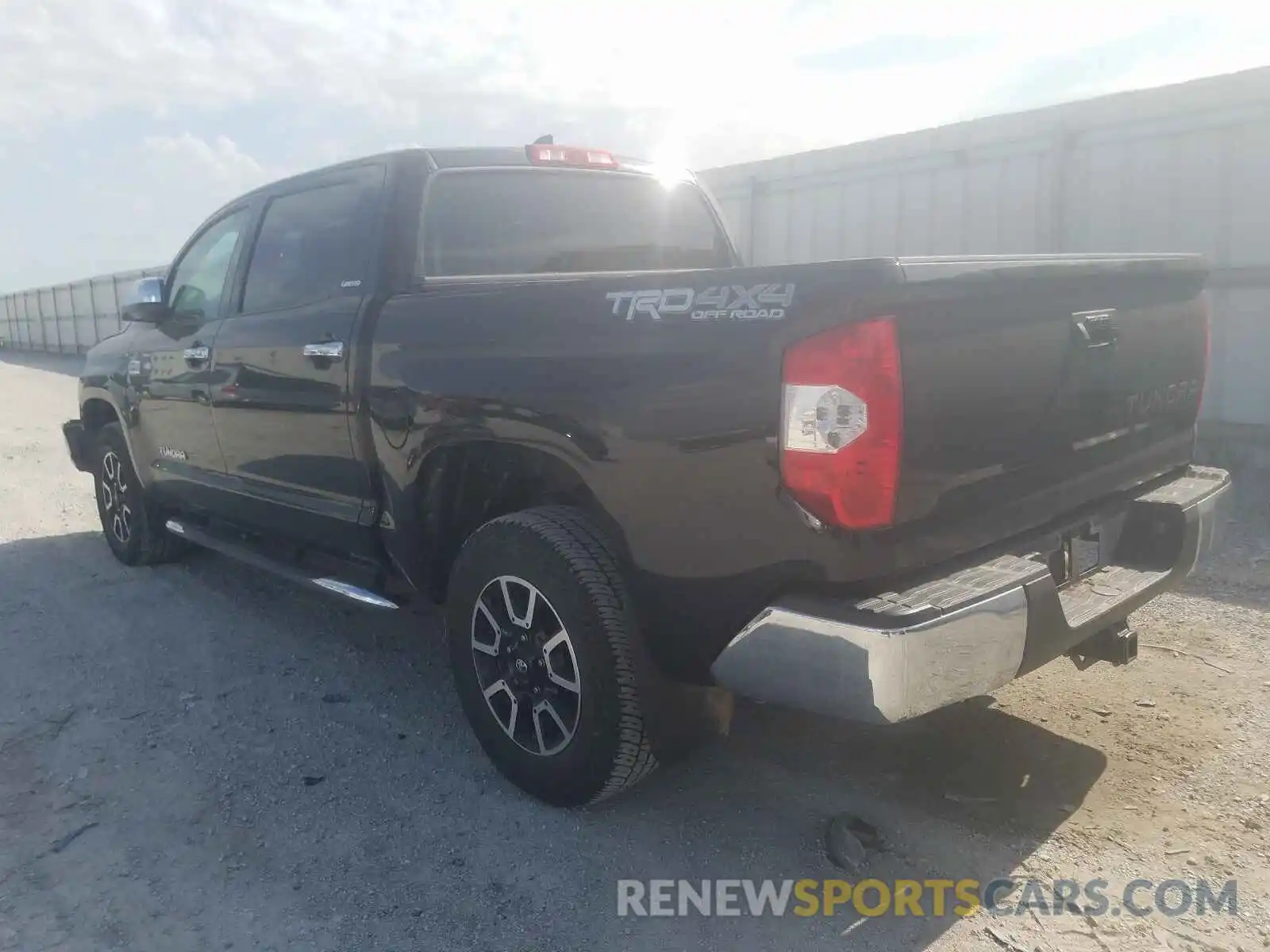 3 Photograph of a damaged car 5TFHY5F13LX891406 TOYOTA TUNDRA 2020