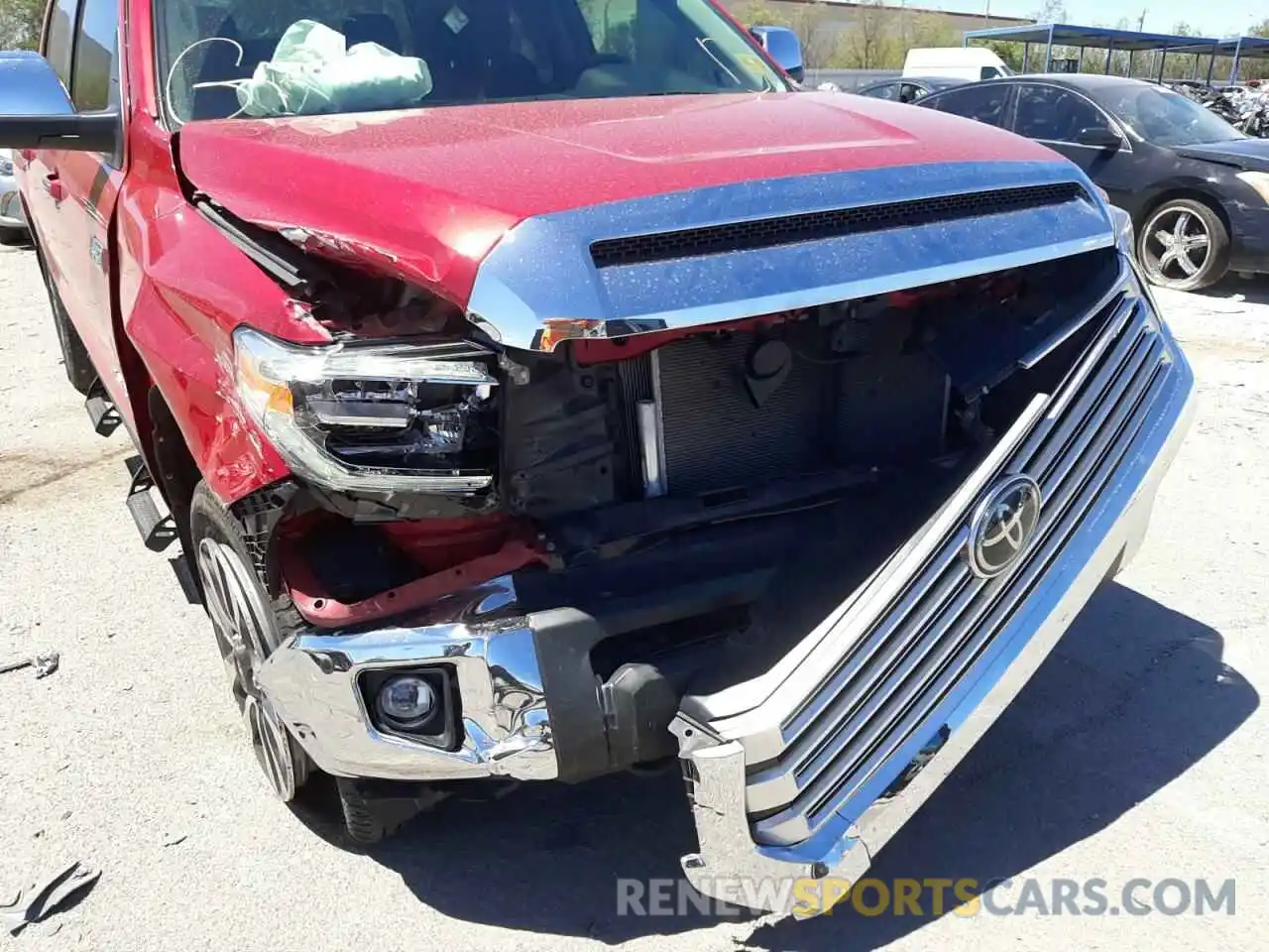 9 Photograph of a damaged car 5TFHY5F13LX912027 TOYOTA TUNDRA 2020