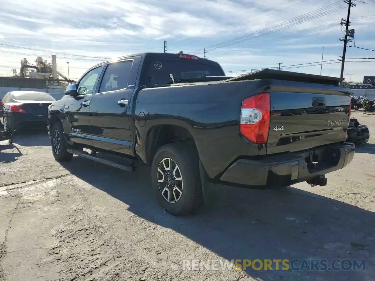 2 Photograph of a damaged car 5TFHY5F13LX919964 TOYOTA TUNDRA 2020