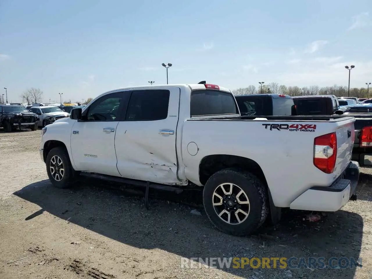 2 Photograph of a damaged car 5TFHY5F13LX946291 TOYOTA TUNDRA 2020