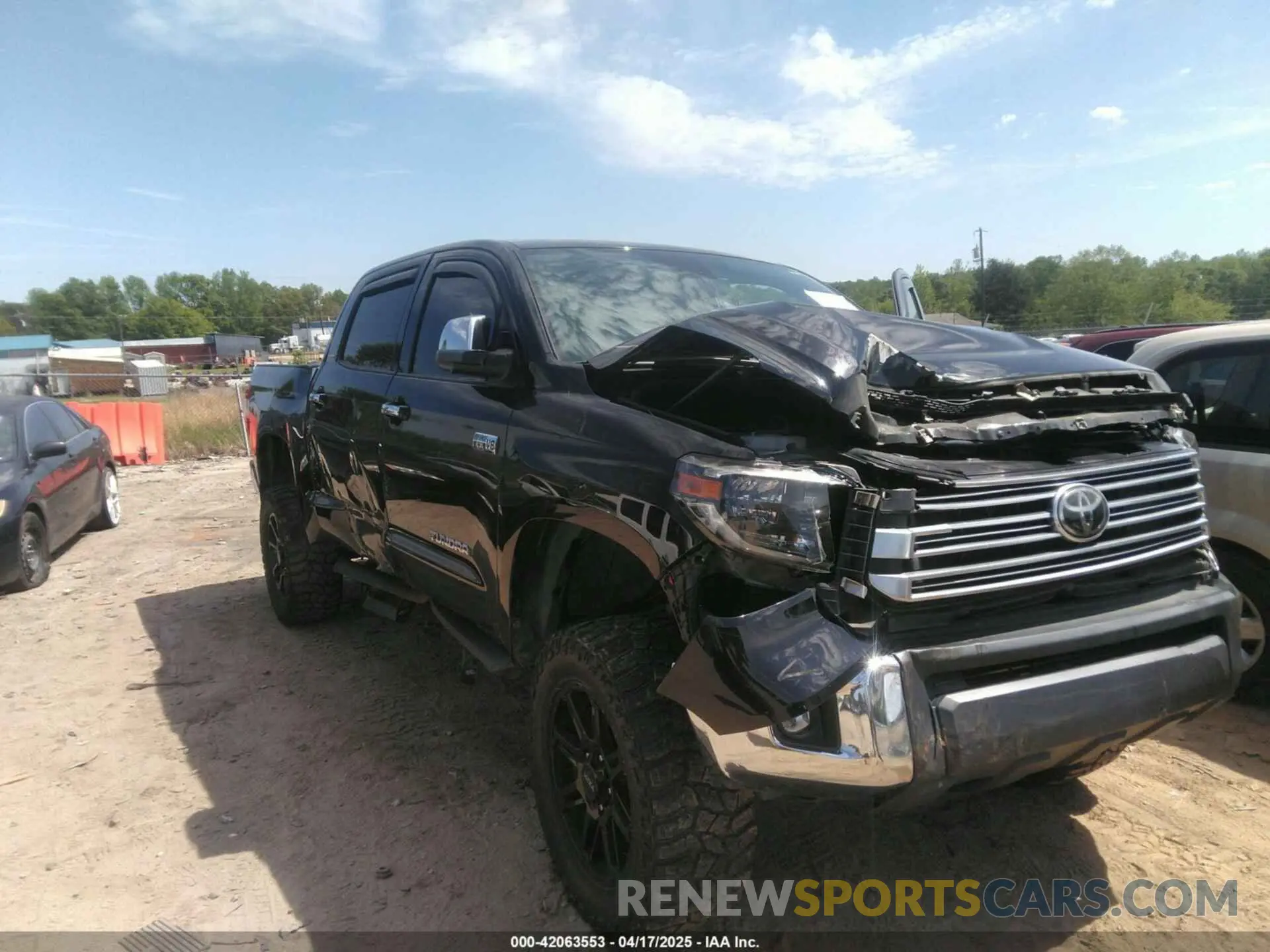 6 Photograph of a damaged car 5TFHY5F14LX935171 TOYOTA TUNDRA 2020