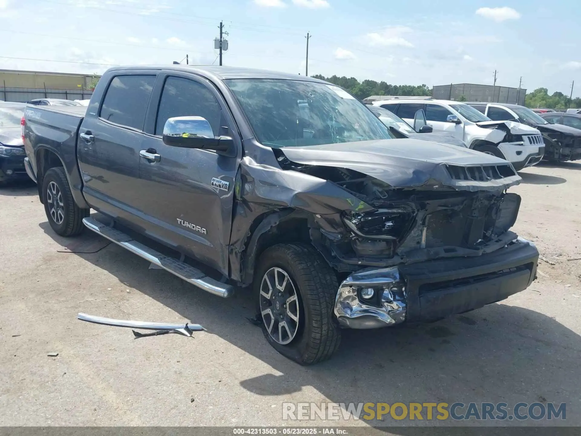 1 Photograph of a damaged car 5TFHY5F14LX954142 TOYOTA TUNDRA 2020