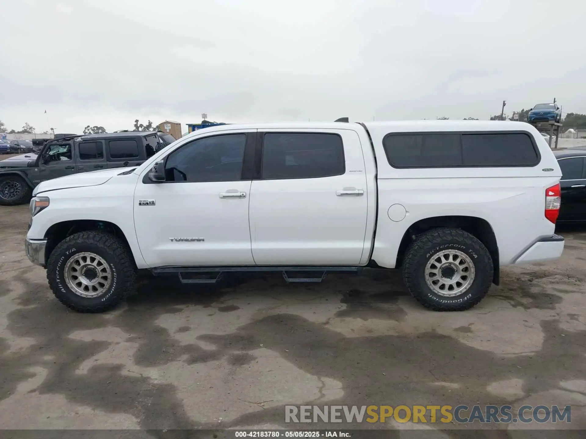 14 Photograph of a damaged car 5TFHY5F16LX917738 TOYOTA TUNDRA 2020