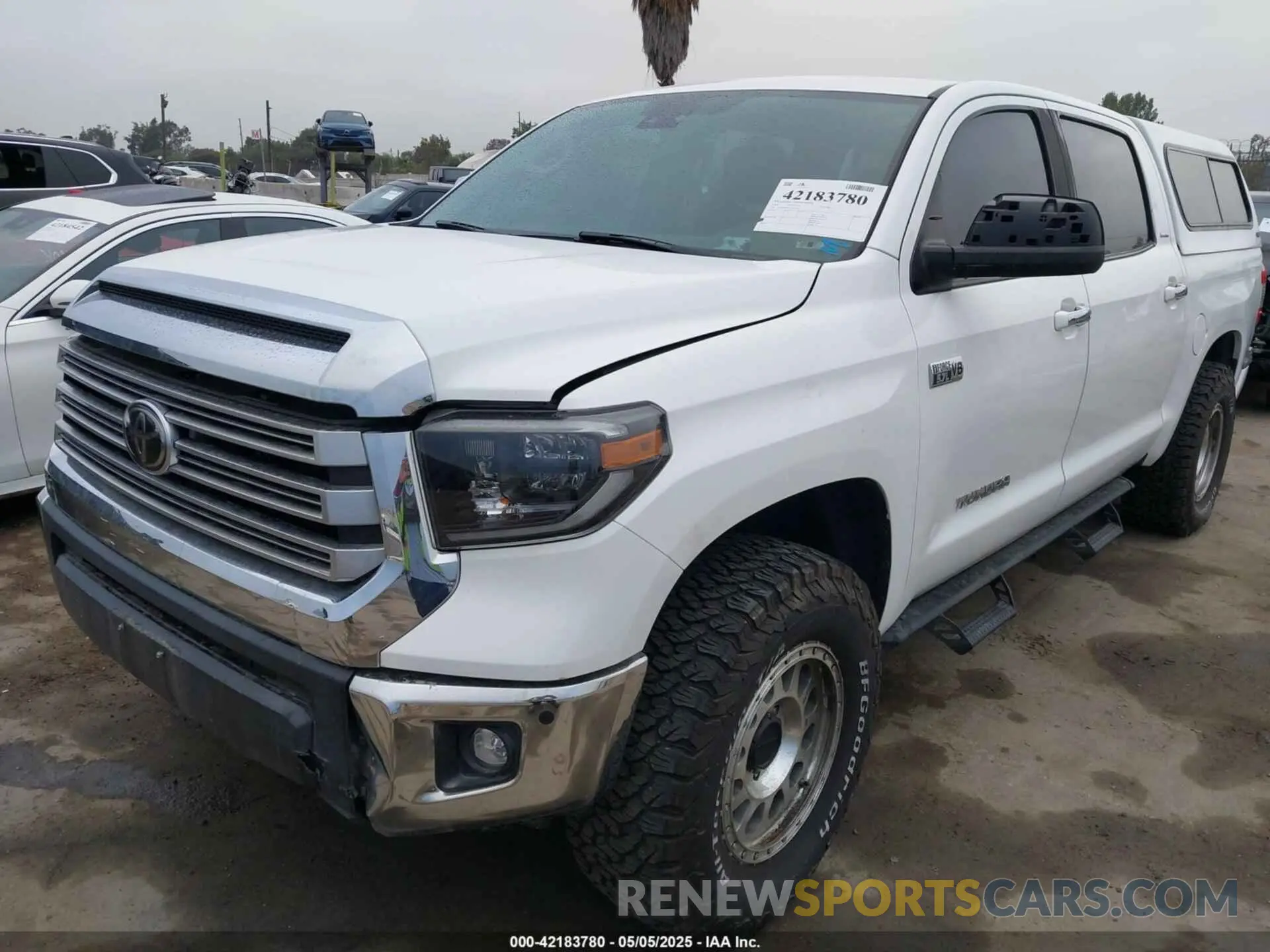 6 Photograph of a damaged car 5TFHY5F16LX917738 TOYOTA TUNDRA 2020