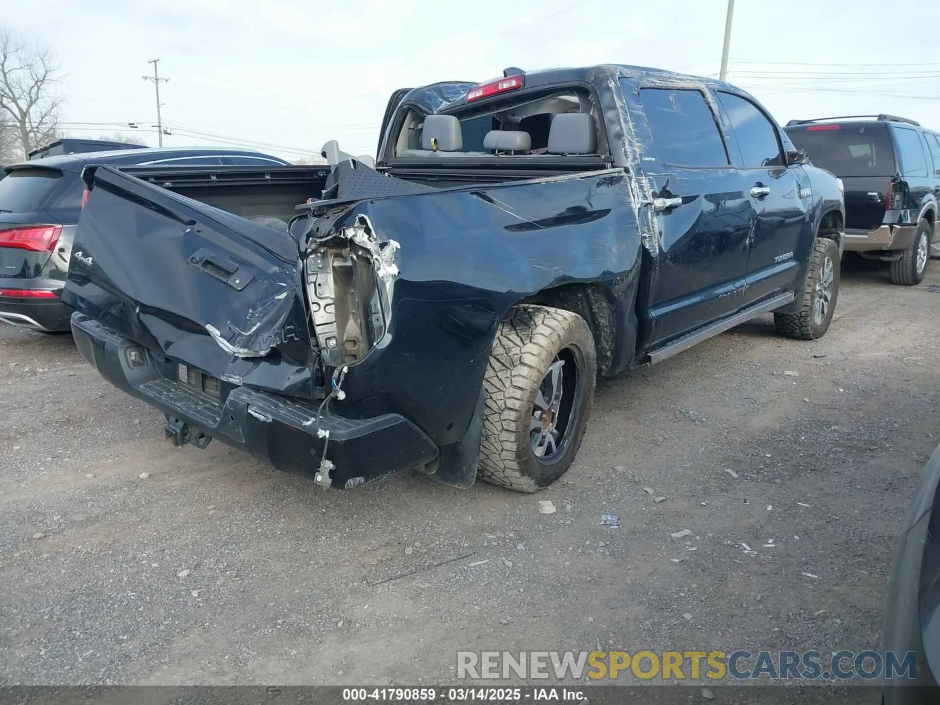 4 Photograph of a damaged car 5TFHY5F17LX908160 TOYOTA TUNDRA 2020
