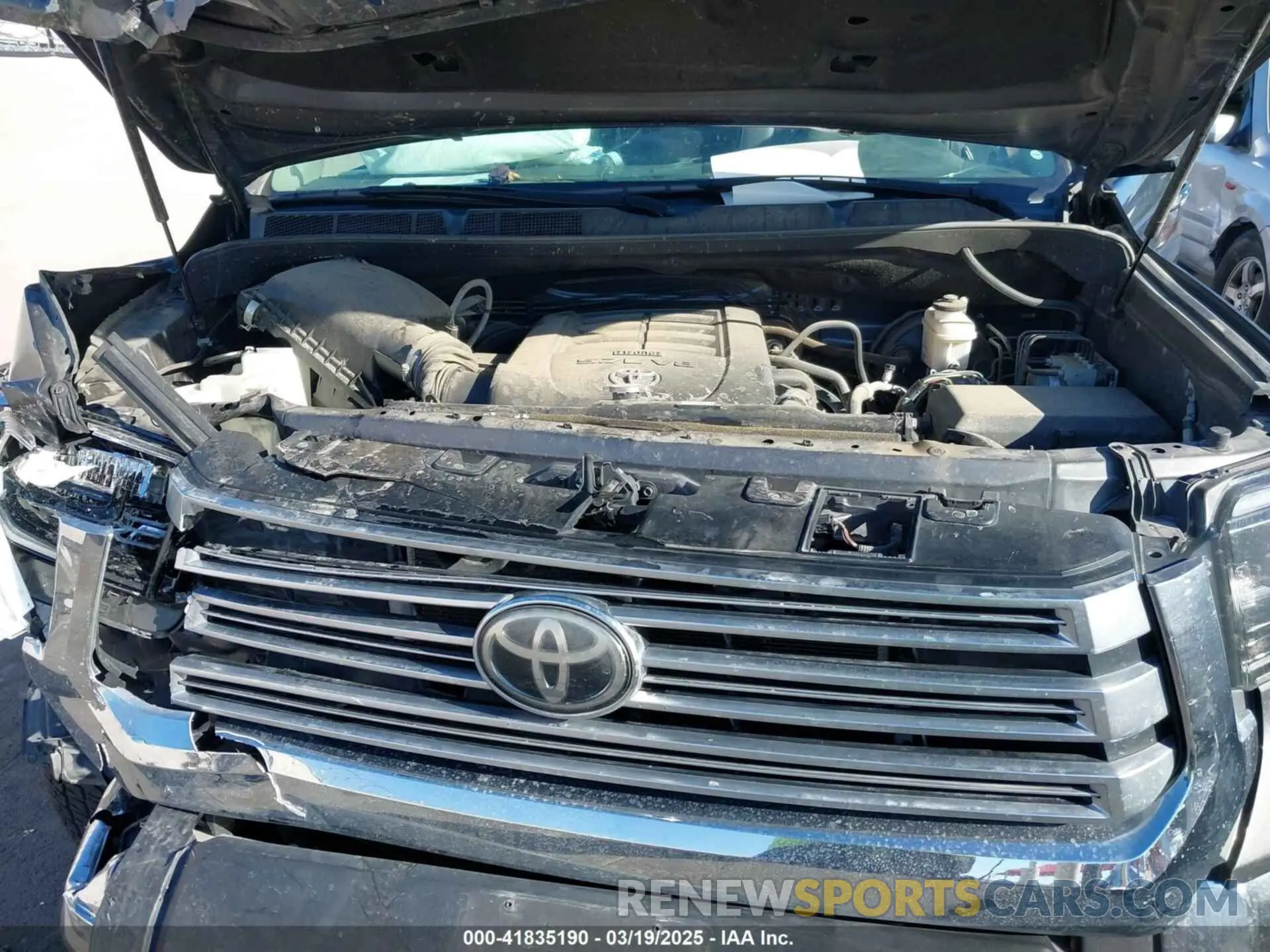 10 Photograph of a damaged car 5TFHY5F18LX948800 TOYOTA TUNDRA 2020