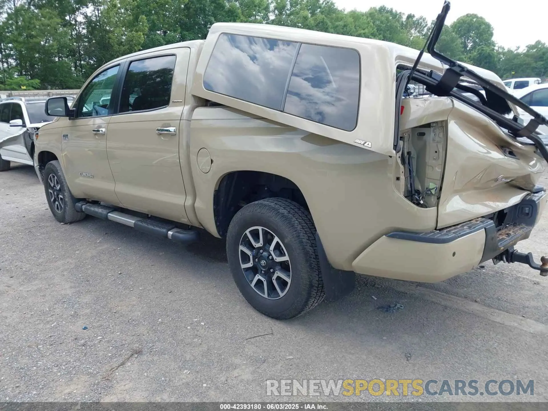3 Photograph of a damaged car 5TFHY5F19LX940768 TOYOTA TUNDRA 2020