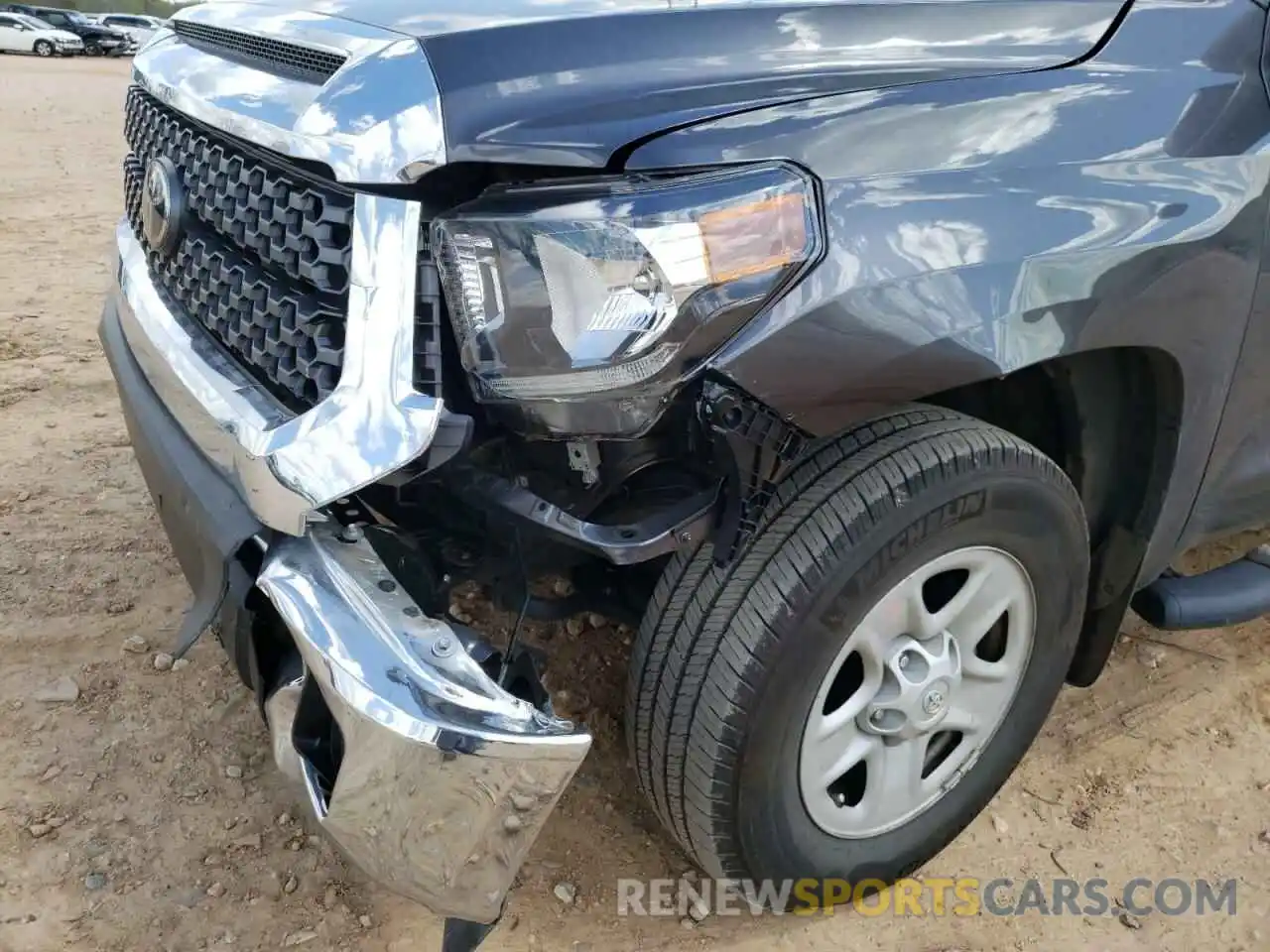 9 Photograph of a damaged car 5TFRY5F14LX268624 TOYOTA TUNDRA 2020