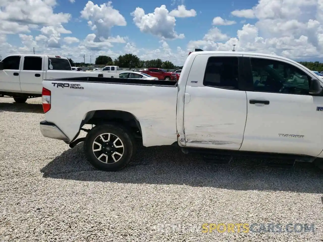 9 Photograph of a damaged car 5TFRY5F15LX259639 TOYOTA TUNDRA 2020