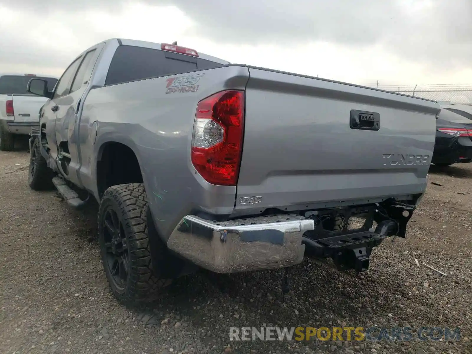 3 Photograph of a damaged car 5TFRY5F16LX268625 TOYOTA TUNDRA 2020