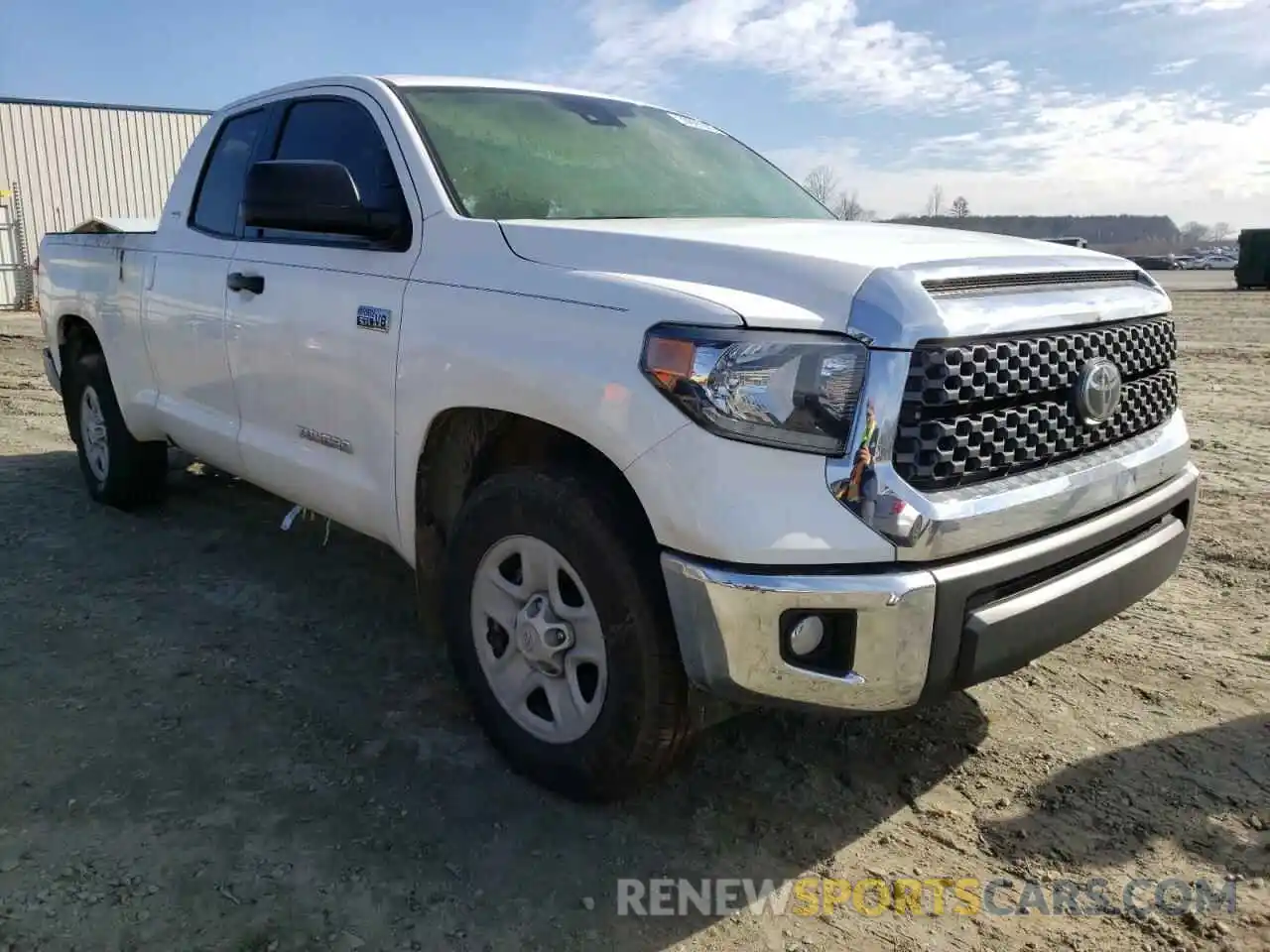 1 Photograph of a damaged car 5TFRY5F16LX268673 TOYOTA TUNDRA 2020