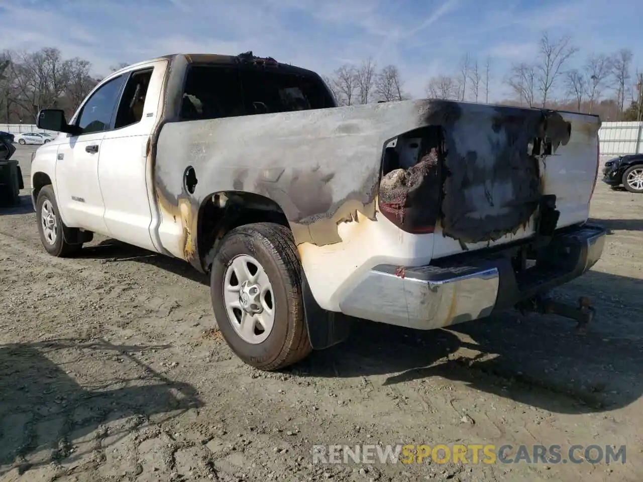 3 Photograph of a damaged car 5TFRY5F16LX268673 TOYOTA TUNDRA 2020