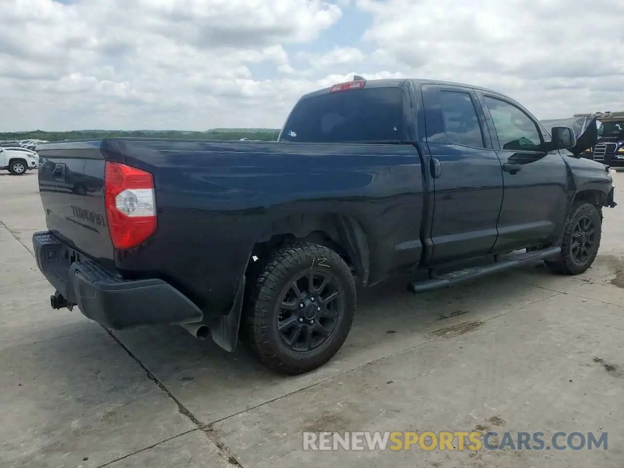 3 Photograph of a damaged car 5TFRY5F17LX269444 TOYOTA TUNDRA 2020