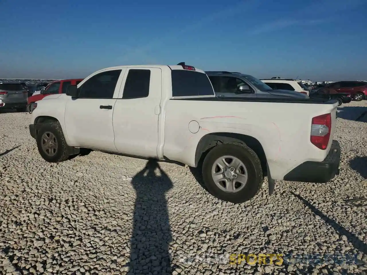 2 Photograph of a damaged car 5TFRY5F19LX271230 TOYOTA TUNDRA 2020