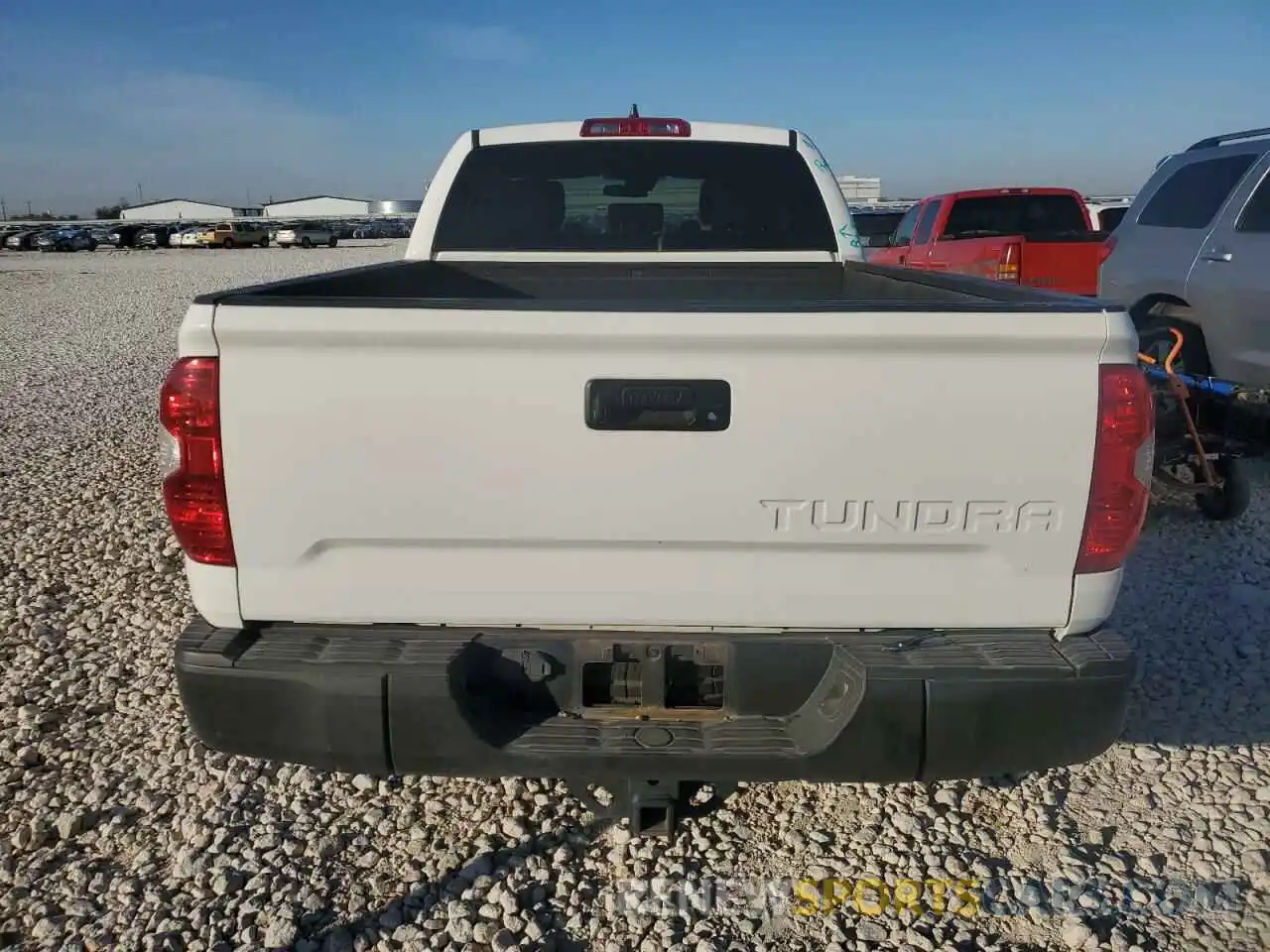 6 Photograph of a damaged car 5TFRY5F19LX271230 TOYOTA TUNDRA 2020