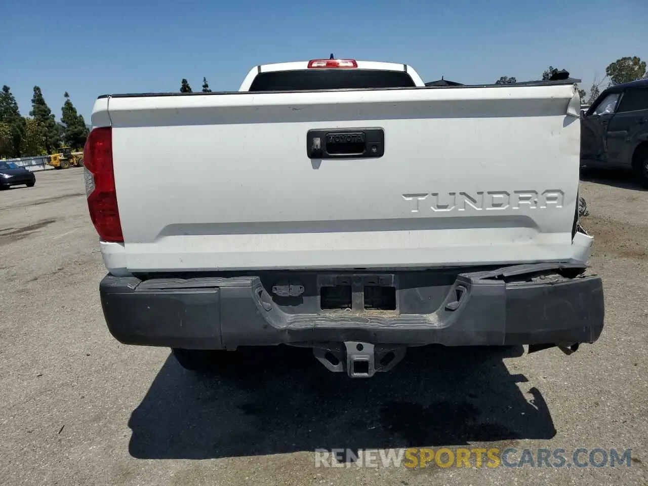 6 Photograph of a damaged car 5TFTY5F17LX011477 TOYOTA TUNDRA 2020