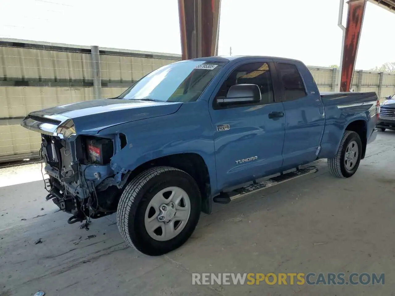 1 Photograph of a damaged car 5TFUY5F10LX916938 TOYOTA TUNDRA 2020
