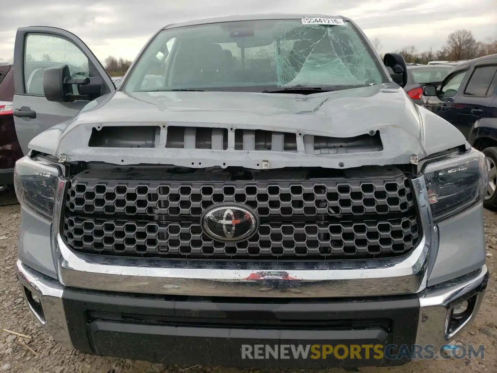 9 Photograph of a damaged car 5TFUY5F11LX879222 TOYOTA TUNDRA 2020