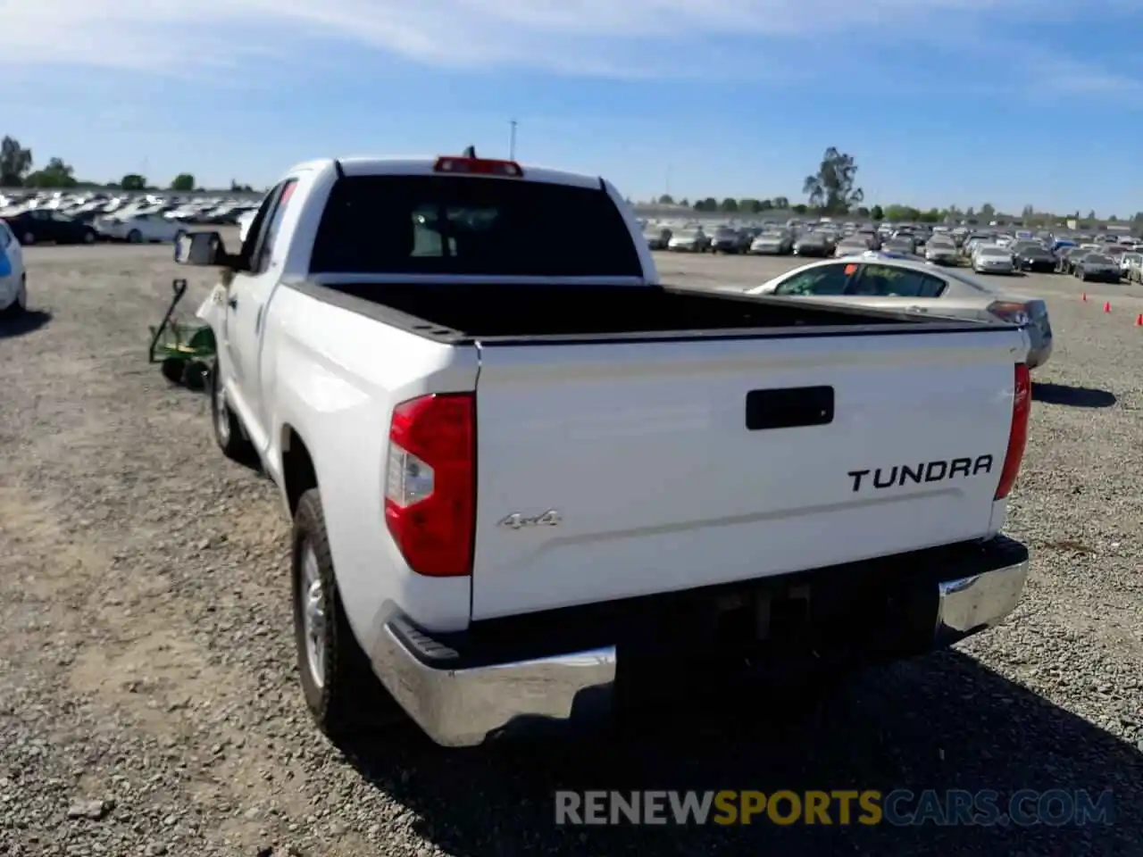 3 Photograph of a damaged car 5TFUY5F11LX942822 TOYOTA TUNDRA 2020