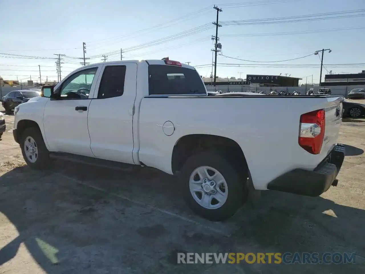 2 Photograph of a damaged car 5TFUY5F12LX926600 TOYOTA TUNDRA 2020