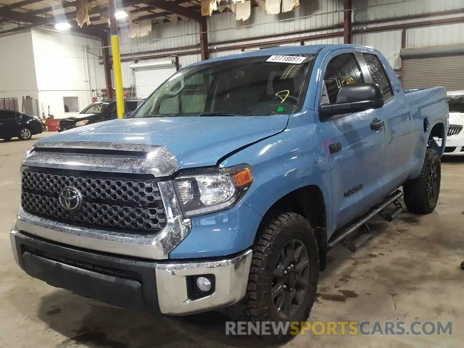 2 Photograph of a damaged car 5TFUY5F12LX951724 TOYOTA TUNDRA 2020