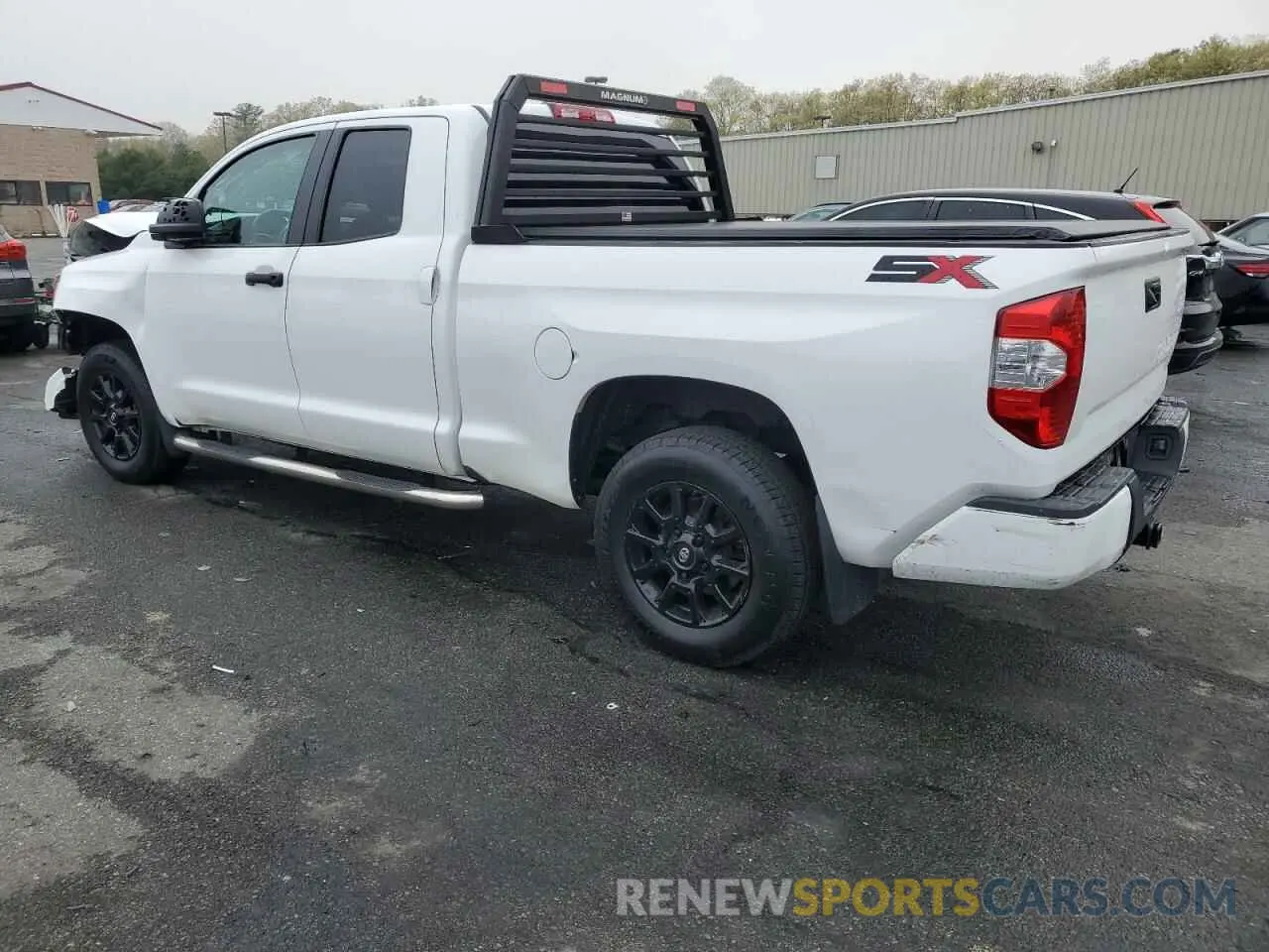 2 Photograph of a damaged car 5TFUY5F14LX925075 TOYOTA TUNDRA 2020