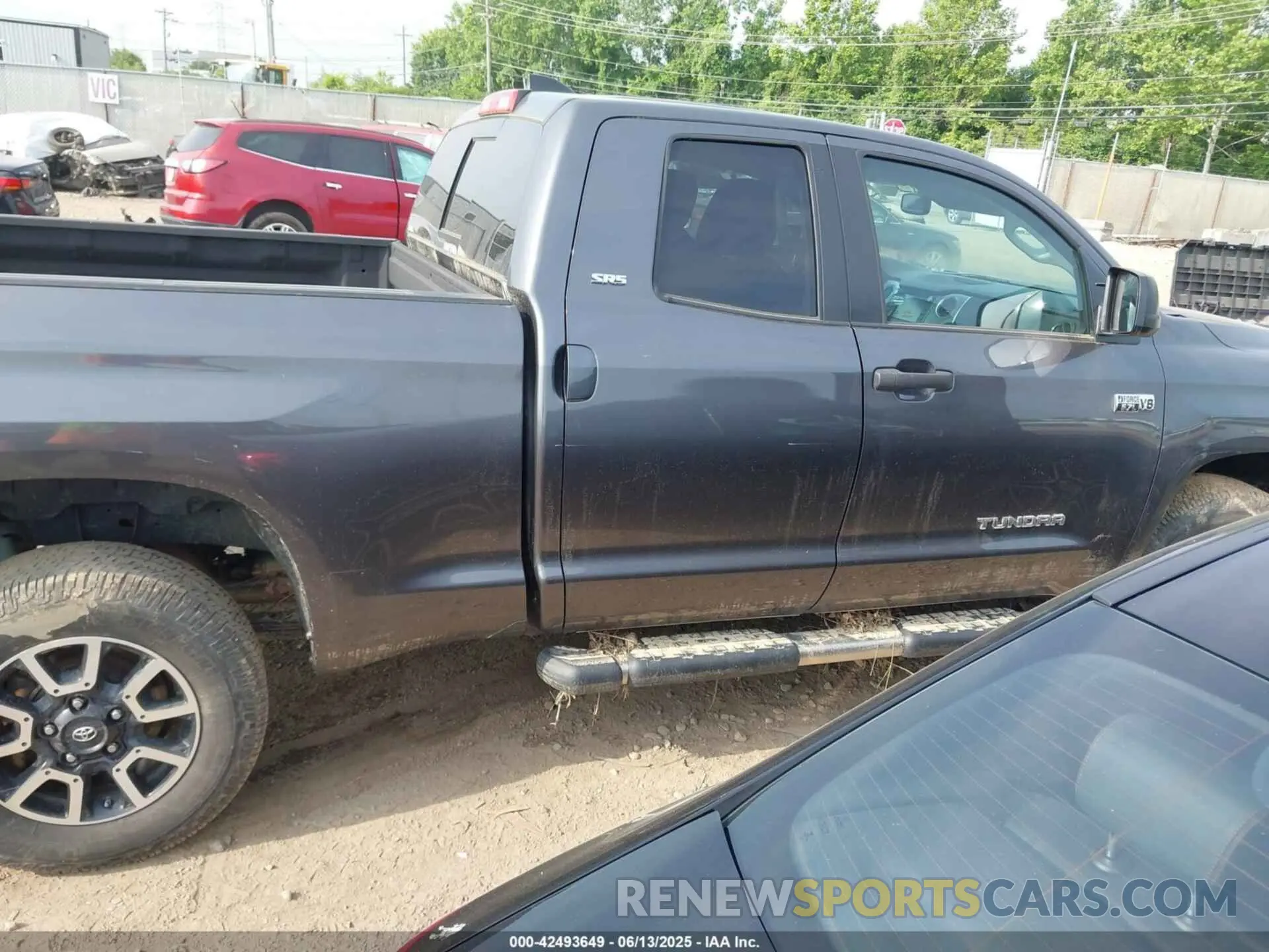 12 Photograph of a damaged car 5TFUY5F14LX947433 TOYOTA TUNDRA 2020